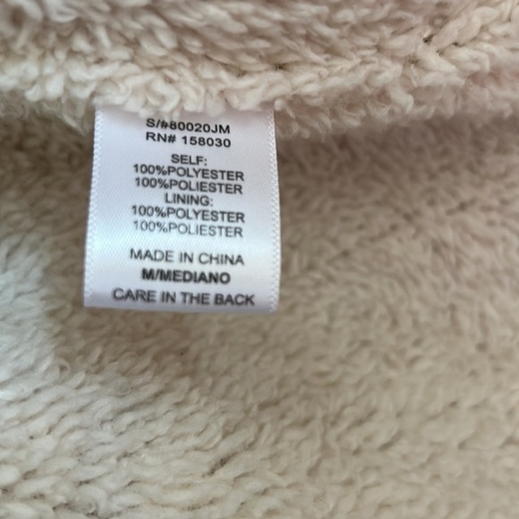 Tan Plaid Shacket with Sherpa Lining and Collar Size Medium - Picture 6 of 7